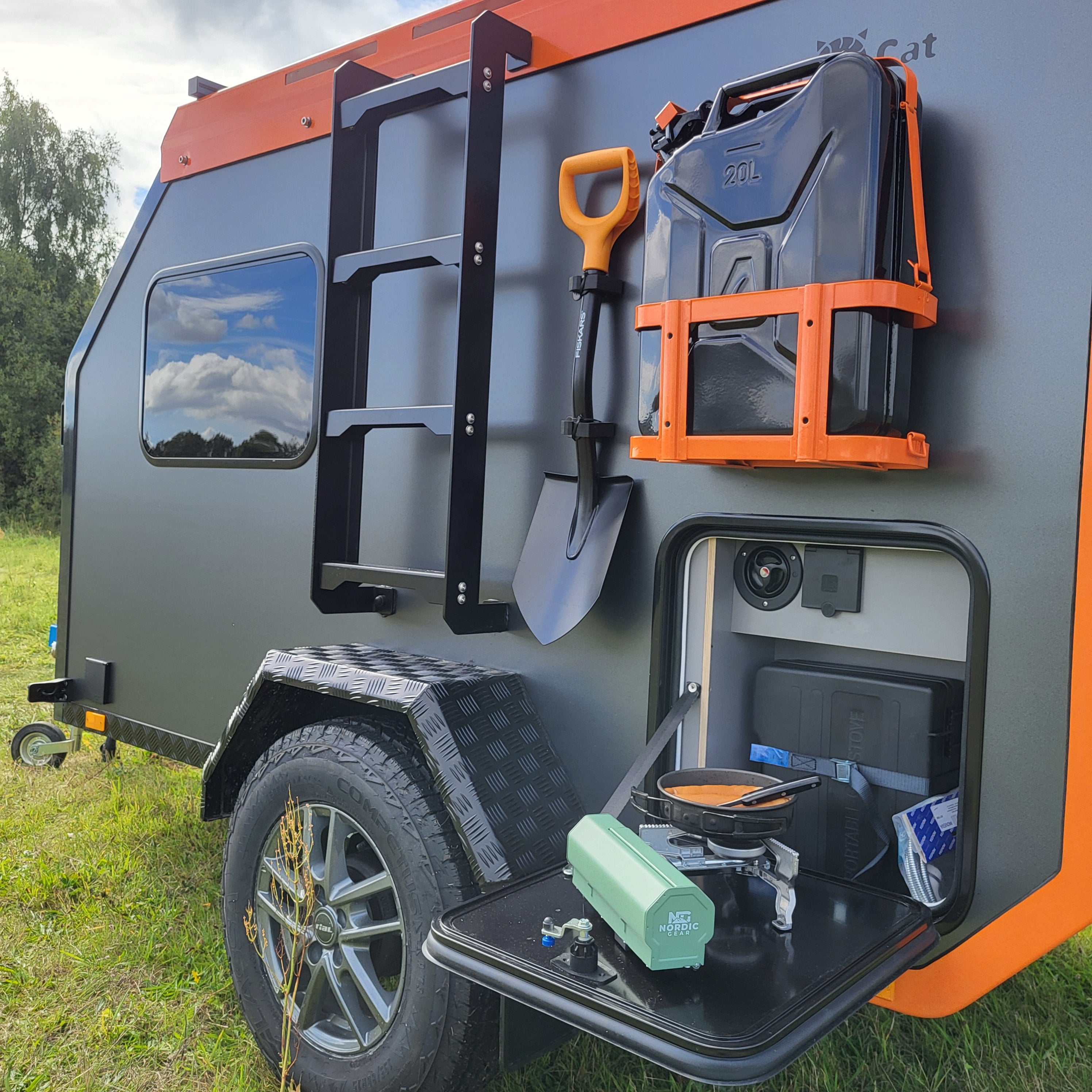 Wildcat Camping trailer 690 kilo